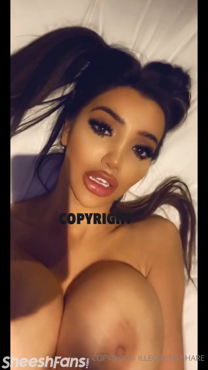 Chloe Khan Fingering Her Wet Nude Pussy Leaked Onlyfans Video